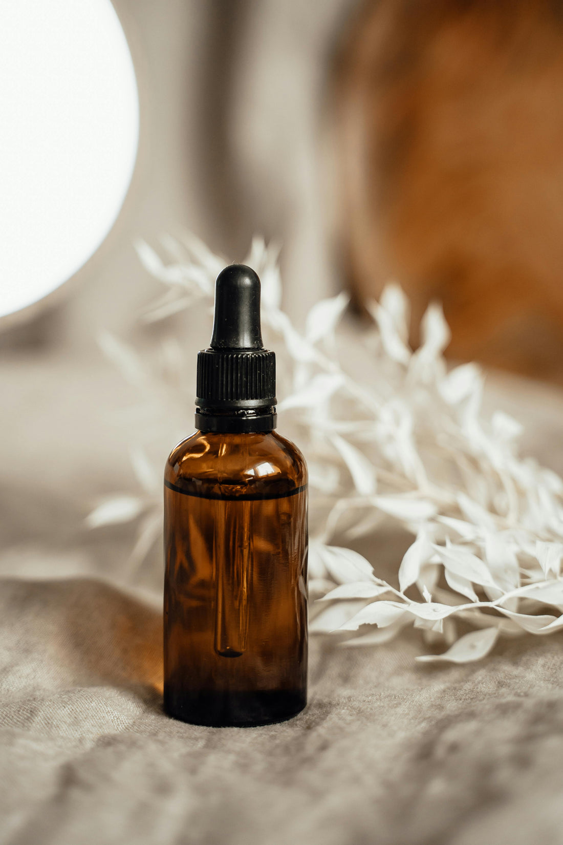 Jojoba Oil: Nature’s Perfect Base for Healthy, Glowing Skin